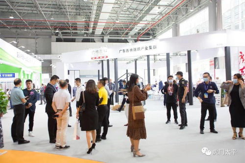 上萬種優(yōu)質面料產品亮相虎門 第二屆中國 虎門 紡織面輔料交易會開幕